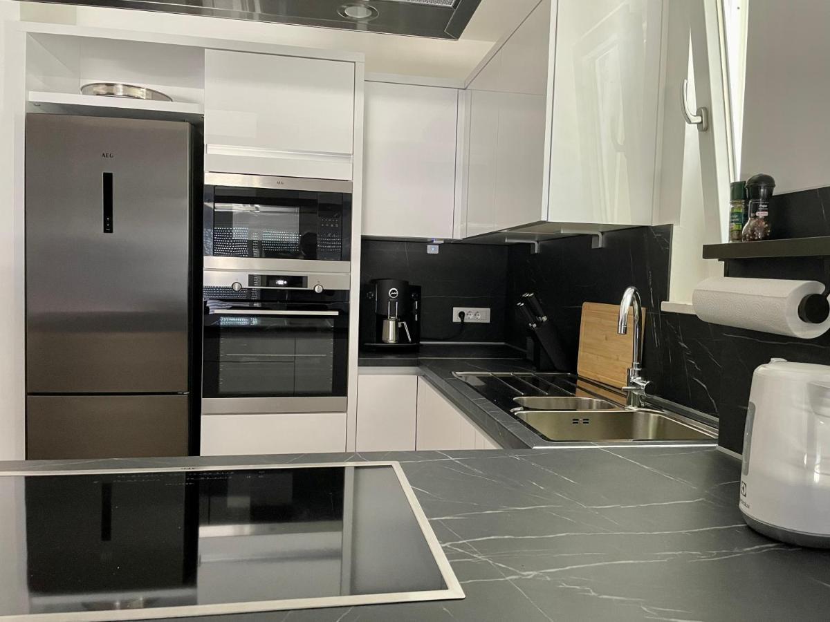 Apartments Casabrillantin Tučepi Eksteriør bilde
